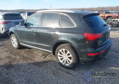 2016 Audi Q5 2.0T Premium z USA, uszkodzony, nr VIN WA1C2AFP5GA077317